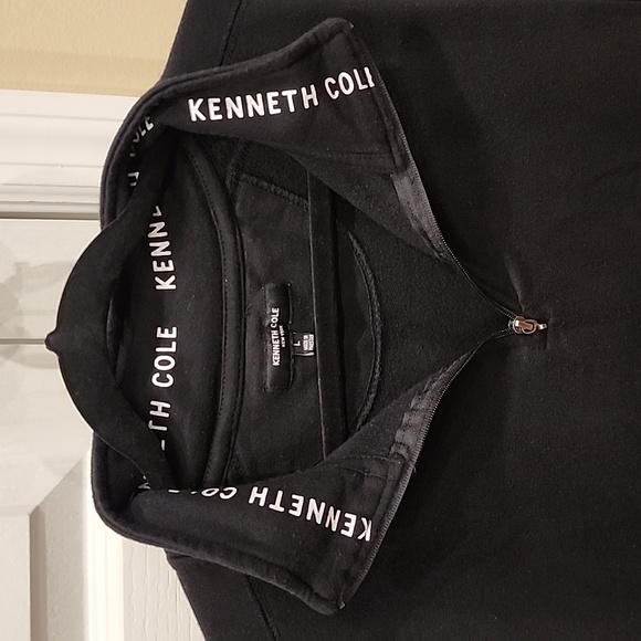 Men's Kenneth Cole Sweater Black 1/4 Zip Front Pouch Pocket Medium - Picture 2 of 4